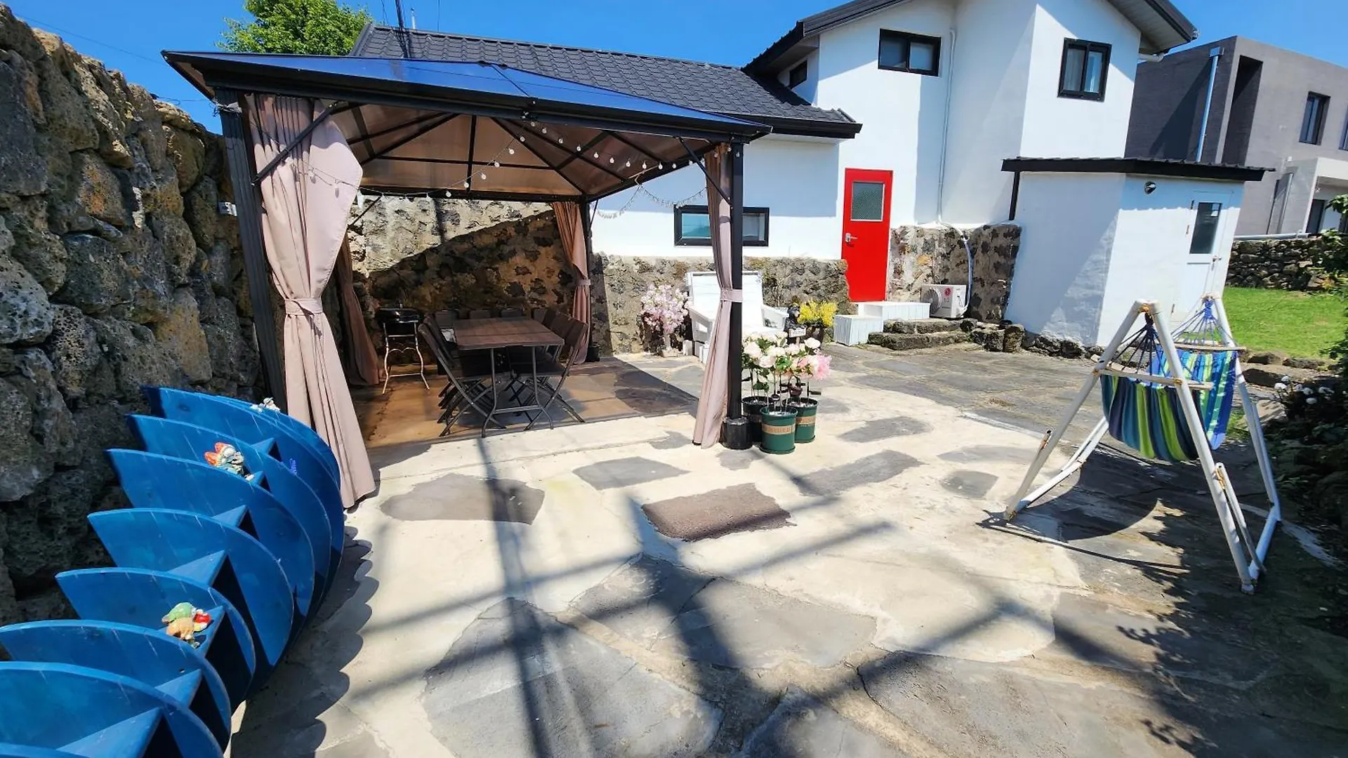 Doldamine Jeju Villa